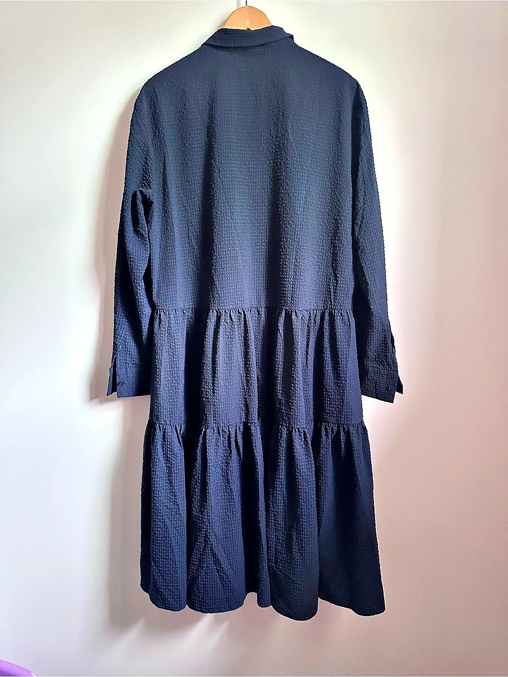 Nordstrom Women’s M Navy Seersucker Tiered  Shirt Dress Long Sleeve Collared - Picture 3 of 9